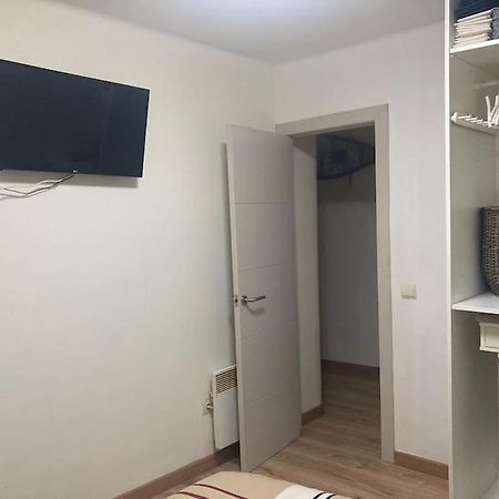 Magnifico Apartamento En El Centro De Puigcerda Luaran gambar
